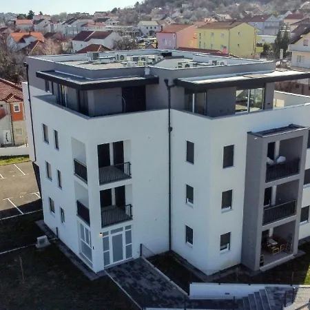 Black * Sinj
